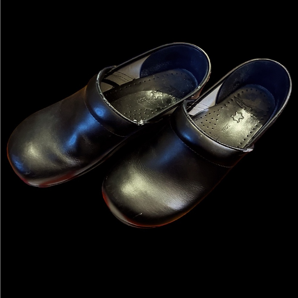 Dansko Lite Medical Unisex Slip On Shoe